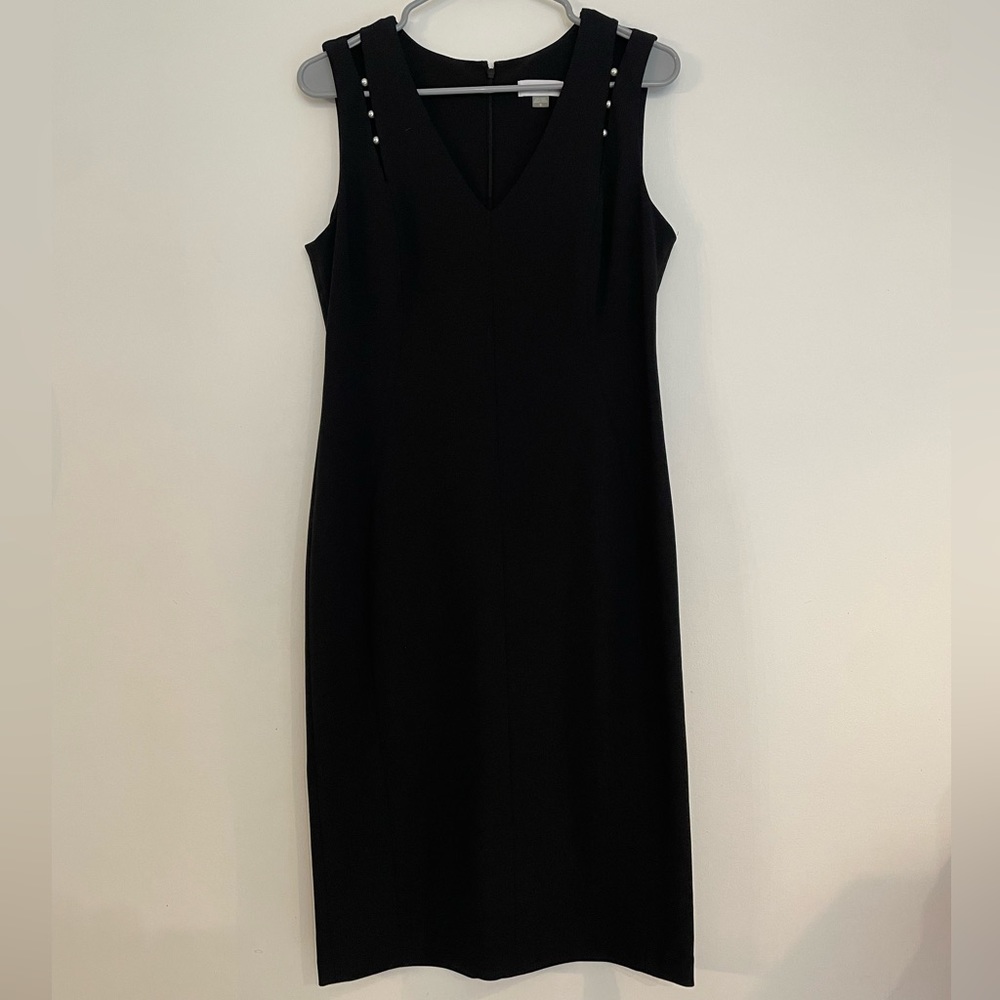 Calvin Klein Black Sheath Sleeveless V Neck Dress Pearl Accent Size 10